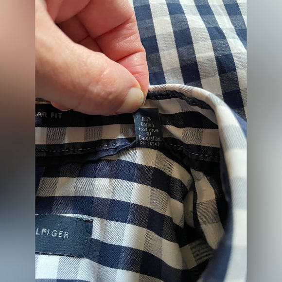 Tommy Hilfiger Button Up Dress Shirt Blue White Plaid Regular Fit Men’s Size M - Picture 5 of 9